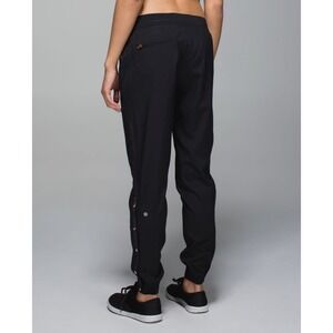 Lululemon Var-City Track Pants Womens Size 4